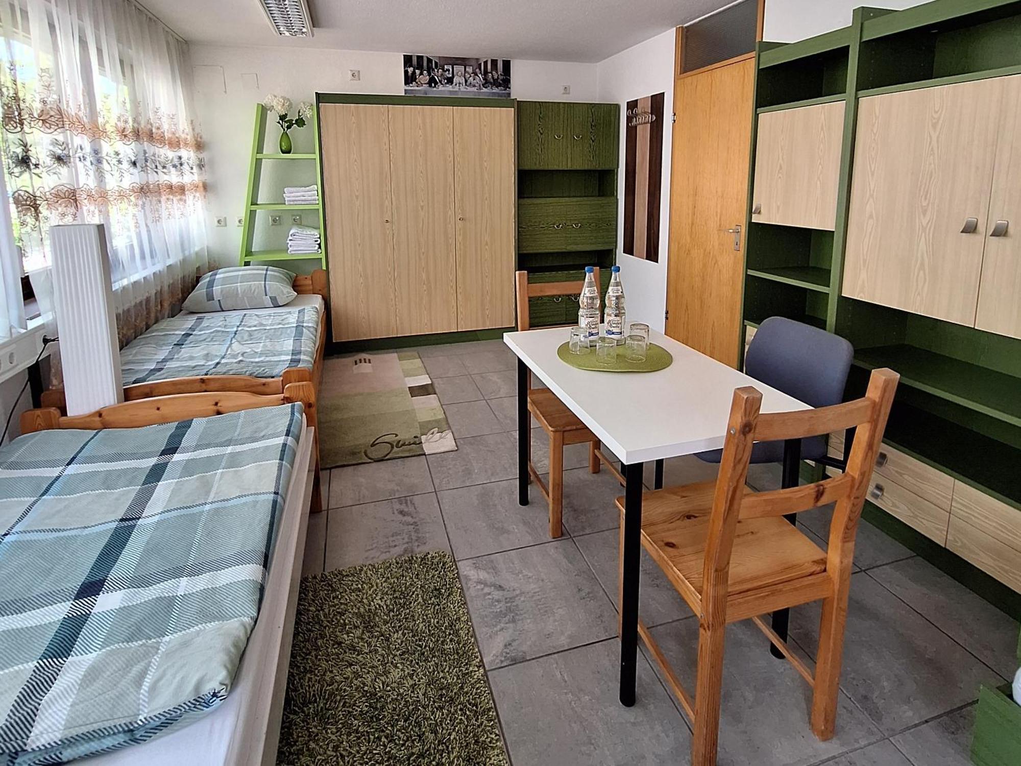 Pension Beim Kastell Зульц-ам-Неккар Номер фото